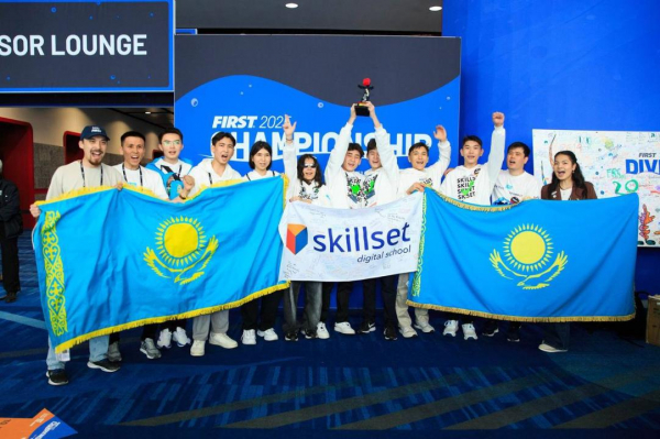 Казахстанские школьники отличились на чемпионате школьной инженерии в Хьюстоне