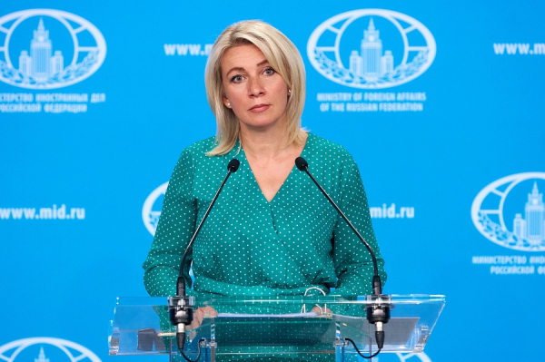 Захарова: саммит &laquo;коалиции желающих&raquo; в Доме инвалидов символичен