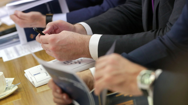 Нижегородские судьи Сапега и Фомин ушли в отставку на фоне исков