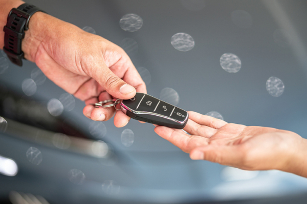 К чему снится покупка машины: удача или ловушка