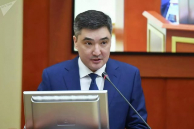 Бектенов призвал казахстанцев не усложнять работу спасателям из-за паводков