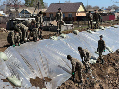 Паводки в РК: тысячи жилых домов остаются подтопленными в 5 областях страны