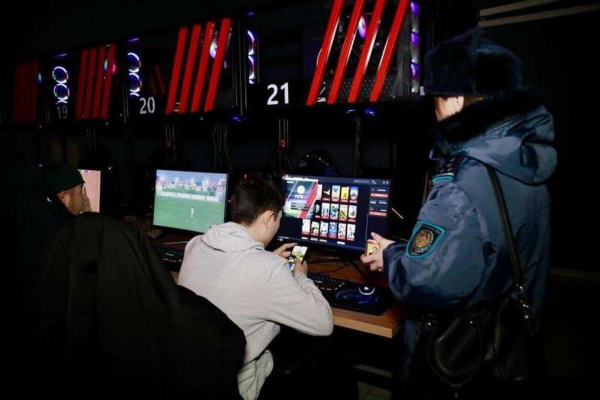 В Астане усилили контроль за подростками в игровых залах и компьютерных клубах