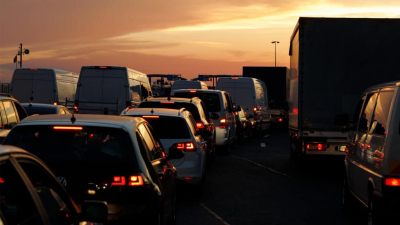 Казахстан подал жалобу в ЕЭК из-за очередей на границе с Россией