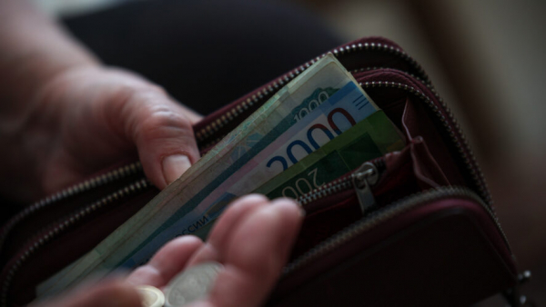 В РТ поймали курьера, помогавшего аферистам обогатиться на 1,5 млн за счет пенсионера 10/03/2026 &ndash; Новости