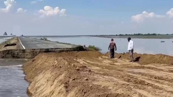 Реконструкция затопленного участка автодороги &quot;Атырау – Уральск&quot; завершается