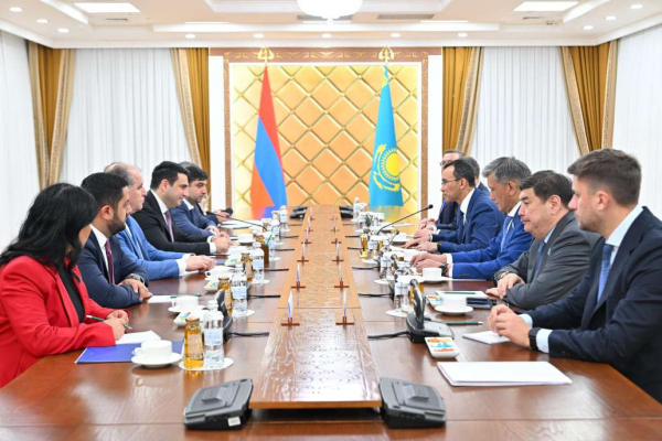 Глава Сената встретился с Председателем Национального Собрания Армении