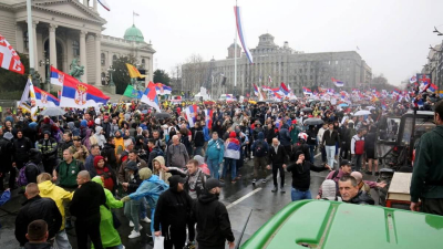 Я не уйду – Вучич ответил на протесты в Белграде