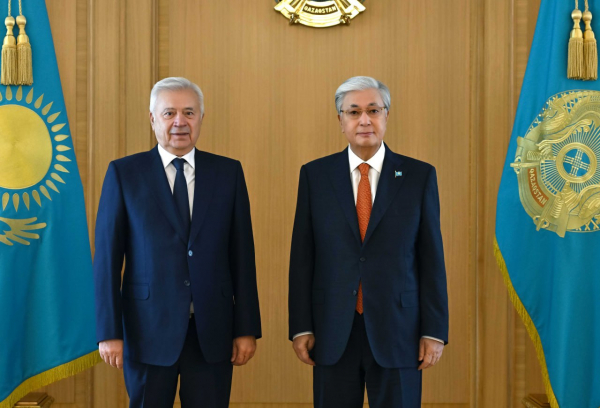 Глава государства принял акционера компании &laquo;Лукойл&raquo; Вагита Алекперова