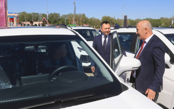 Новые автомобили получили ветеринары Актюбинской области