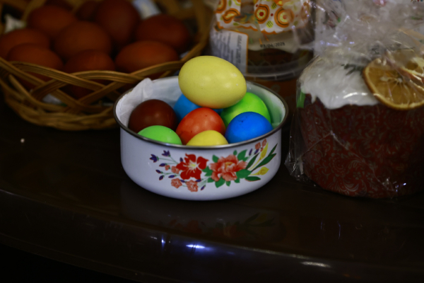 Чем лучше всего красить яйца на Пасху, рассказала диетолог Солнцева