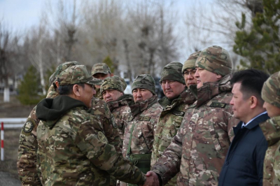 Начальник Генерального штаба проинспектировал воинские части и учреждения на востоке страны