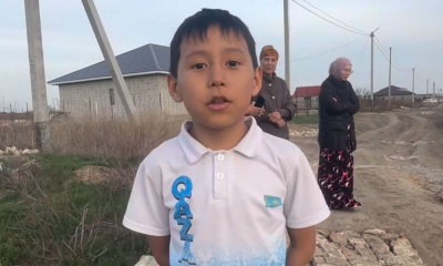 Юный житель мкр. Береке попросил построить дорогу