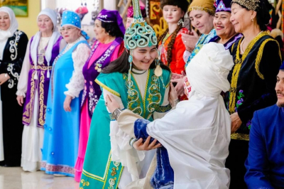 В Астане отметили праздник Көрісу күні: традиции, танцы и весна