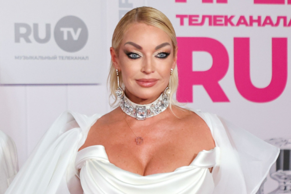 &laquo;Потрясающий труженик&raquo;: Таранда защитил Анастасию Волочкову от нападок