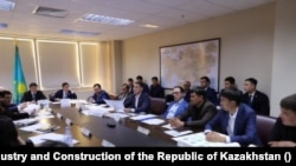 В Казахстане заговорили о возможном поднятии порога подписей для официальных петиций