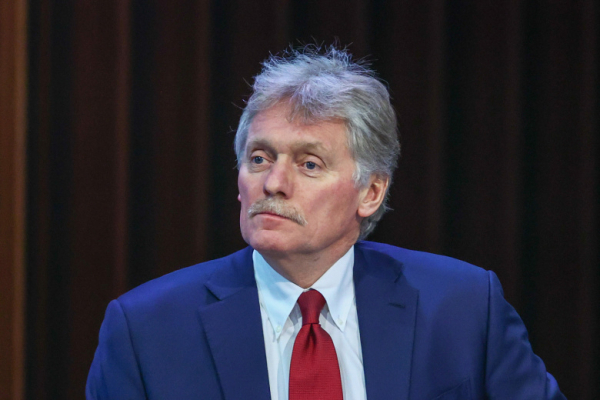 Песков заявил, что практически весь Ближний Восток оказался в огне