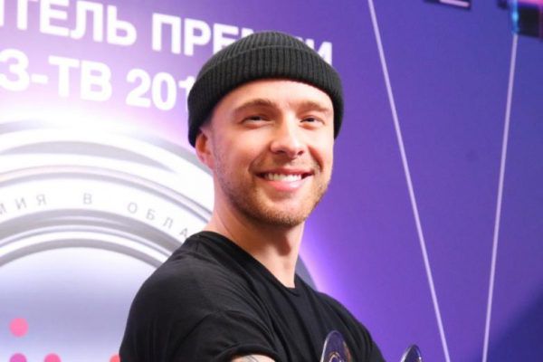 Крид прикрыл наготу танцовщиц от Мизулиной