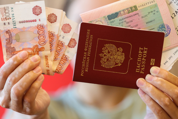 МВД по&nbsp;РТ&nbsp;сократило время приема на&nbsp;оформление загранпаспортов из-за роста спроса