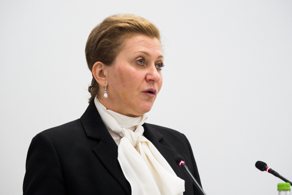 Попова: &laquo;Вопрос хранения продуктов в&nbsp;сервисах доставки достаточно острый&raquo;