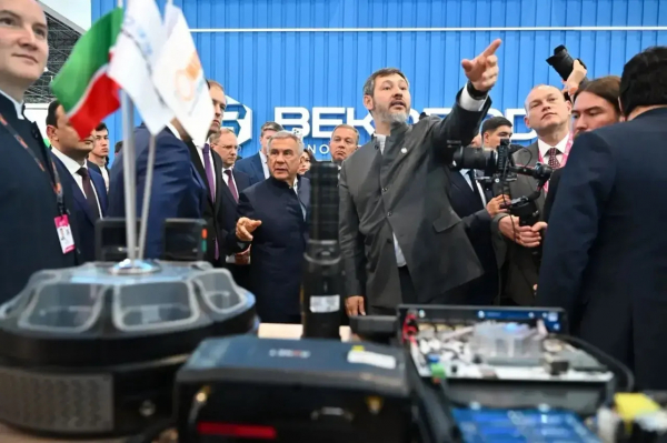 Минниханов по видео принял участие в запуске предприятия в Узбекистане