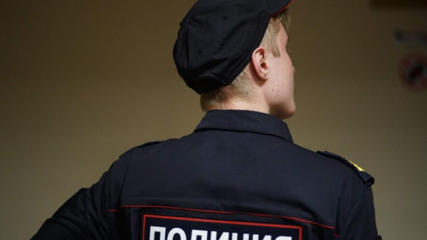 Студентка из Казани потеряла сотни тысяч рублей, продлив "договор услуг сотовой связи" 13/04/2026 &ndash; Новости