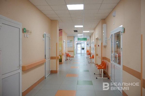 В Госдуме предложили отпуск без зарплаты для ухода за больными близкими