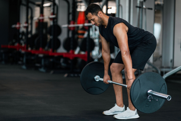 Назван неожиданный способ повысить эффективность силовых тренировок